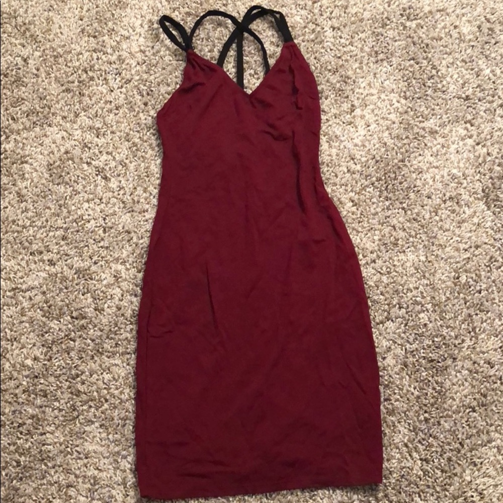 🌺 2/$20 or 3/$25 Burgundy dress with black